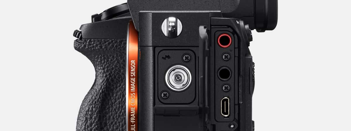 Alpha 7R IV 35 mm full-frame camera with 61.0 MP | ILCE-7RM4A
